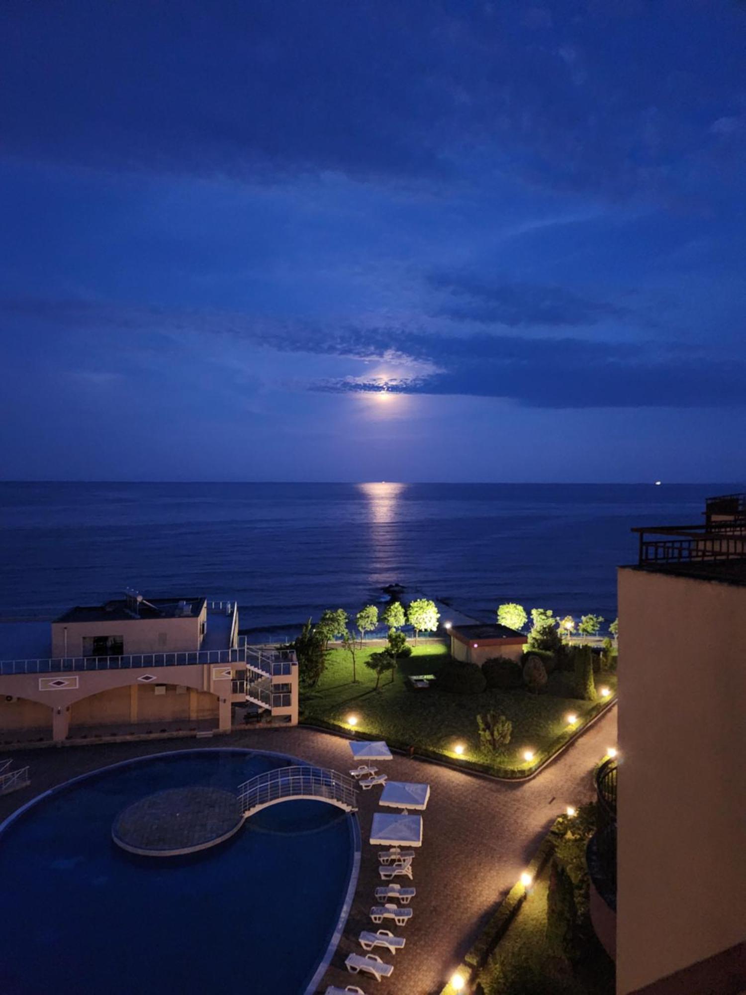 Grand Midia Resort, Sky Level Apartments Akheloj Eksteriør bilde