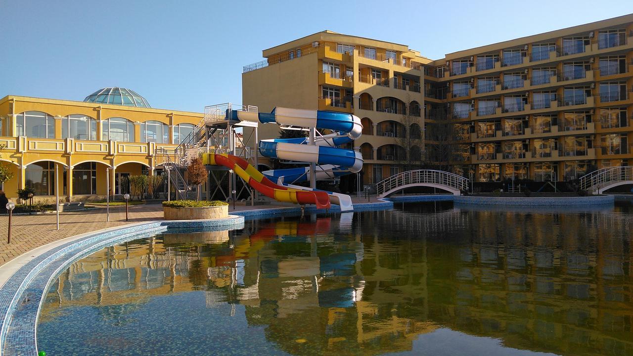 Grand Midia Resort, Sky Level Apartments Akheloj Eksteriør bilde